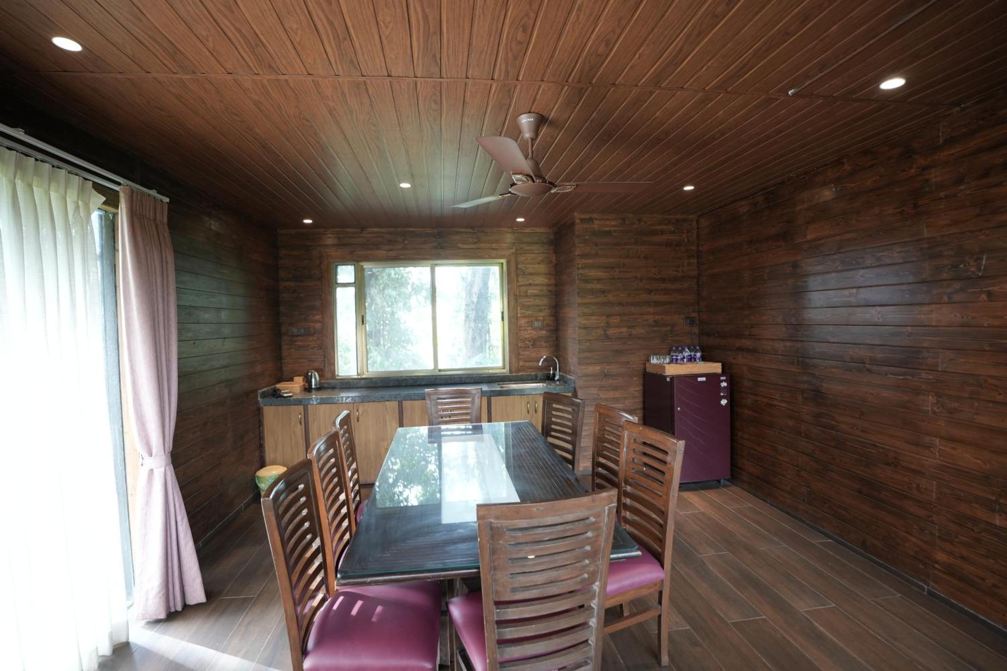 Lotus Farms Resort, Mahableshwar Mahabaleshwar Bagian luar foto